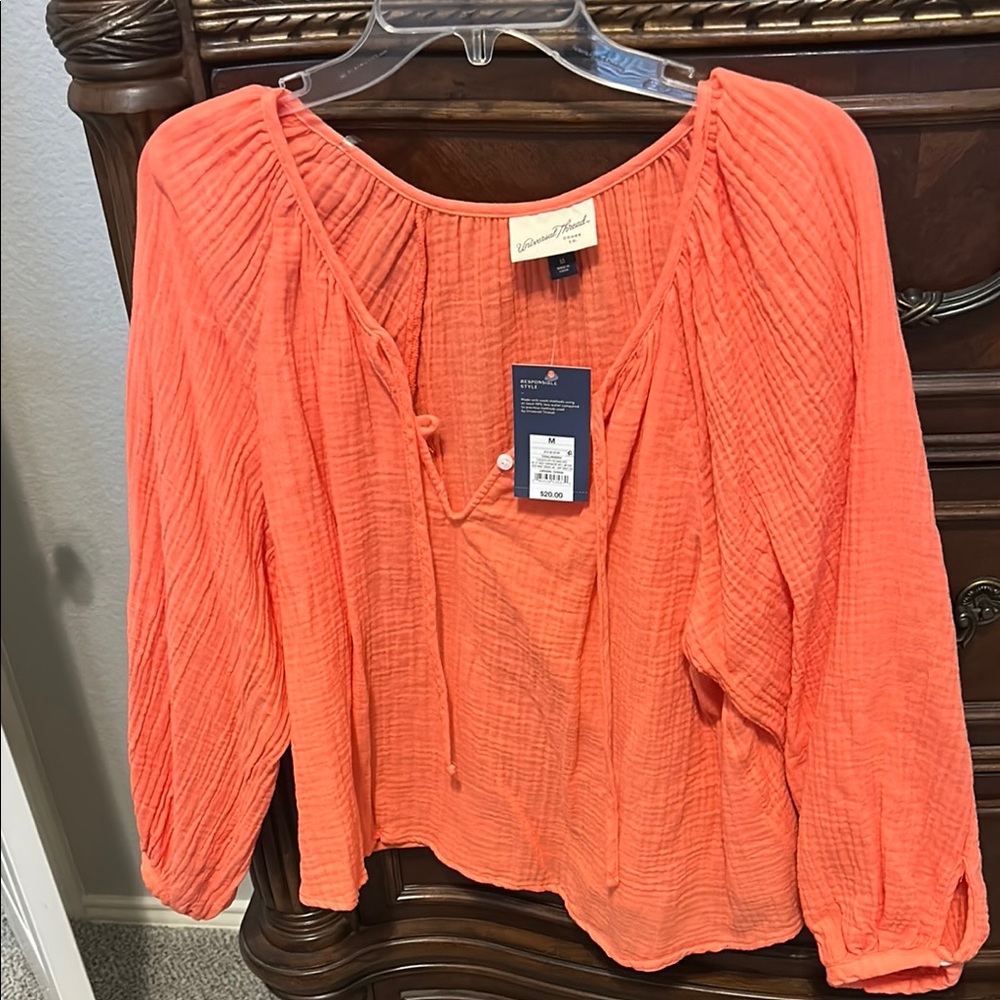 Universal Thread Coral Gauze Peasant Top